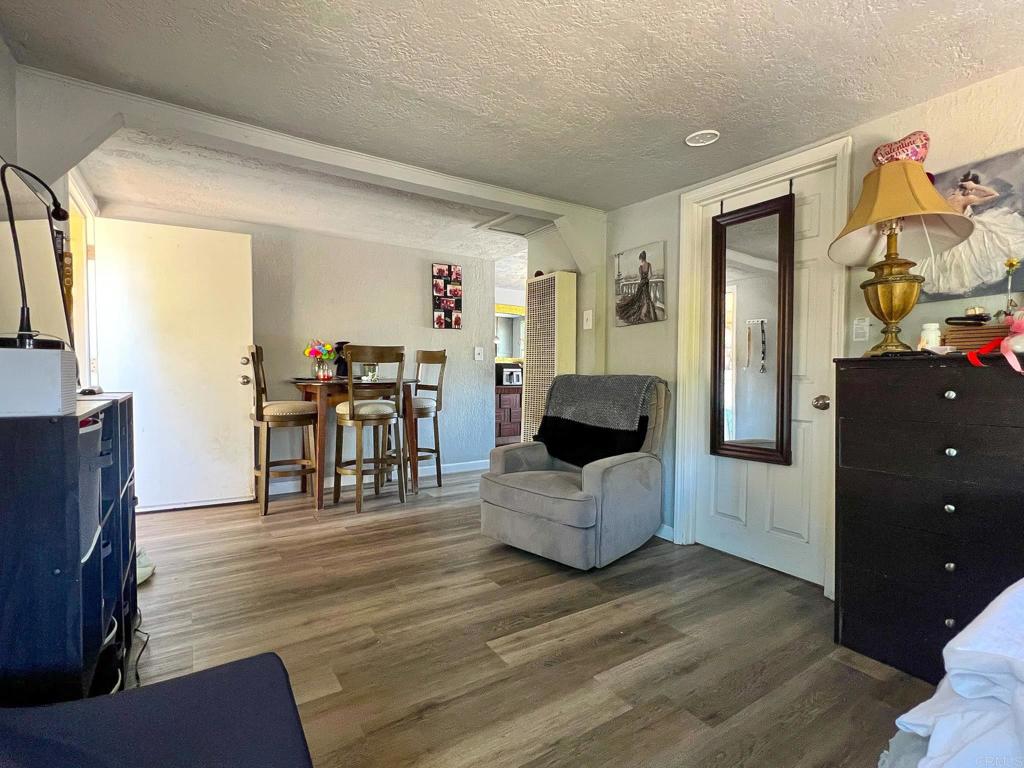 2150 Michael Avenue Property Photo 3