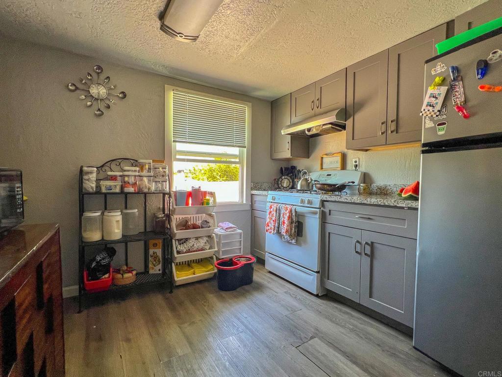 2150 Michael Avenue Property Photo 4