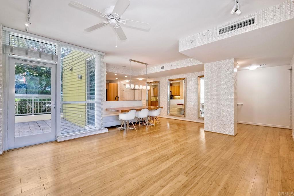 1545 State Street Property Photo 4