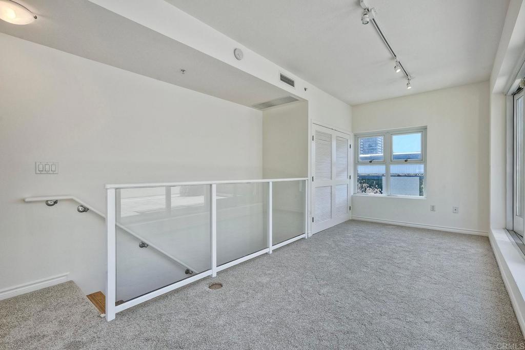 1545 State Street Property Photo 29