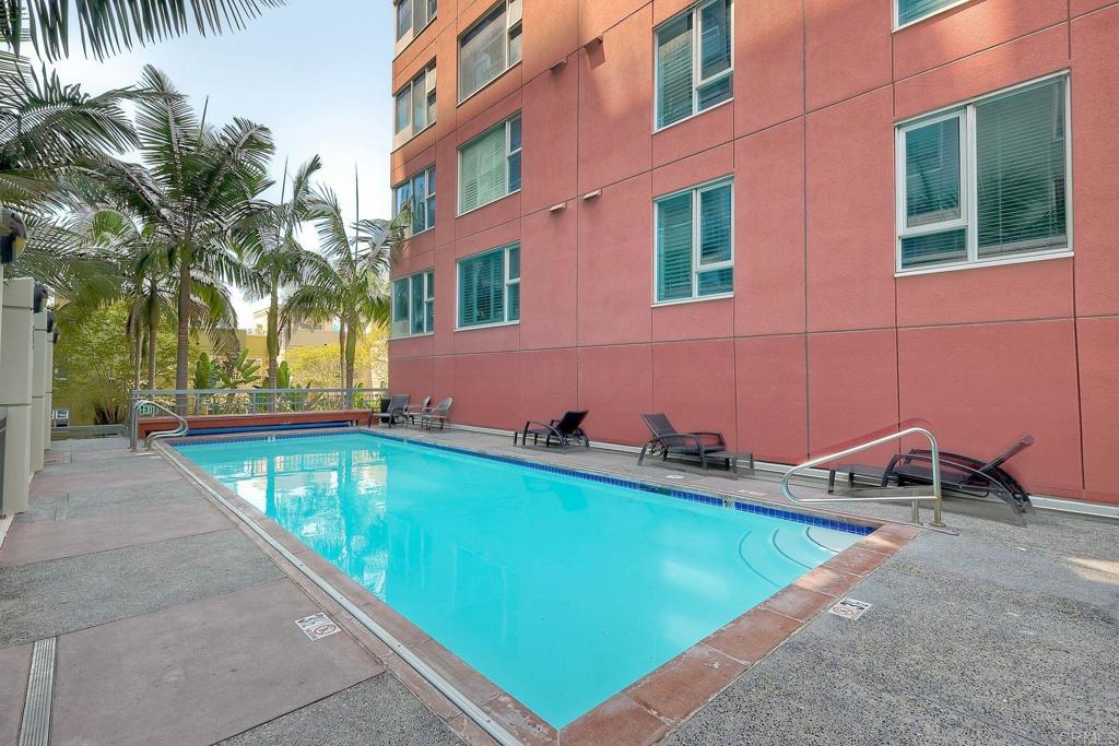 1545 State Street Property Photo 40