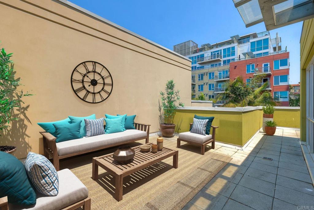 1545 State Street Property Photo 55