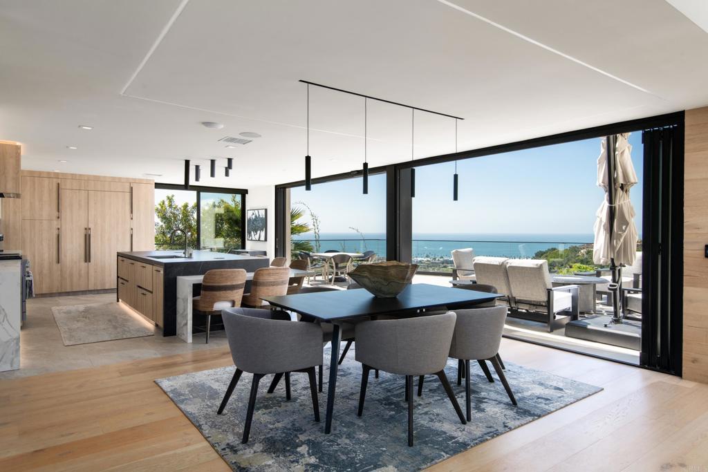 2684 Costebelle Drive Property Photo 4