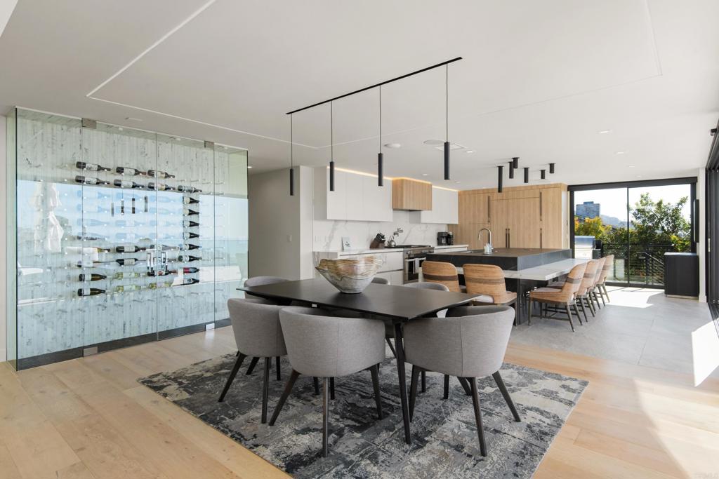 2684 Costebelle Drive Property Photo 9