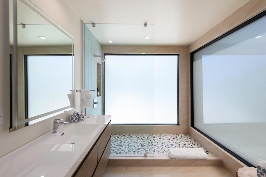 2684 Costebelle Drive Property Photo 29