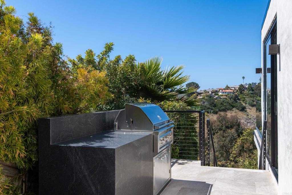 2684 Costebelle Drive Property Photo 45