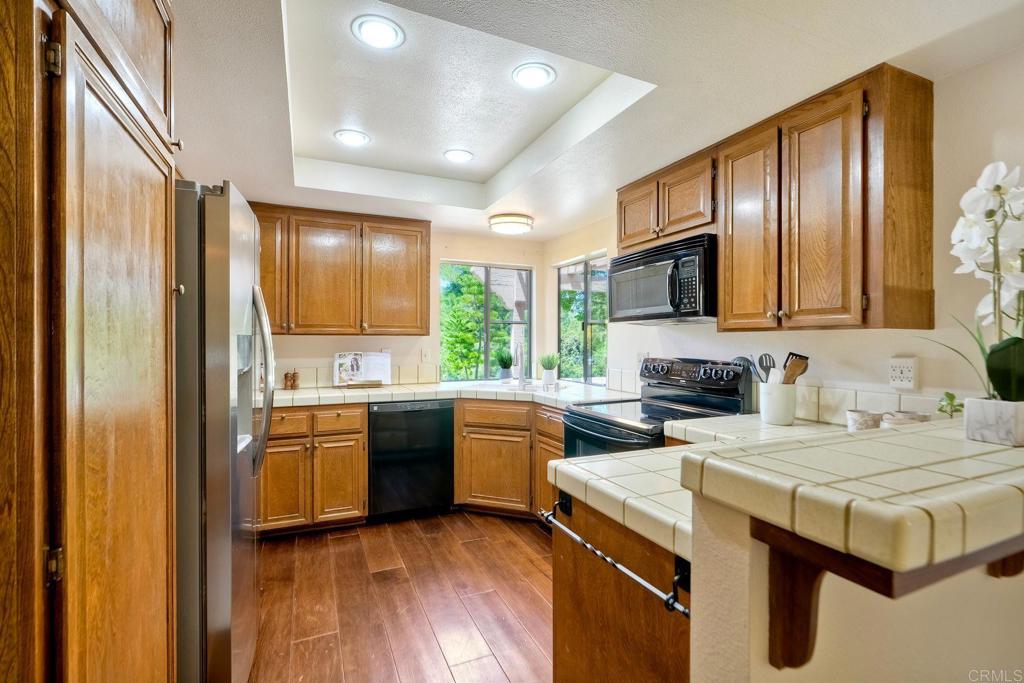 12732 Camino De La Breccia 9 Property Photo 8