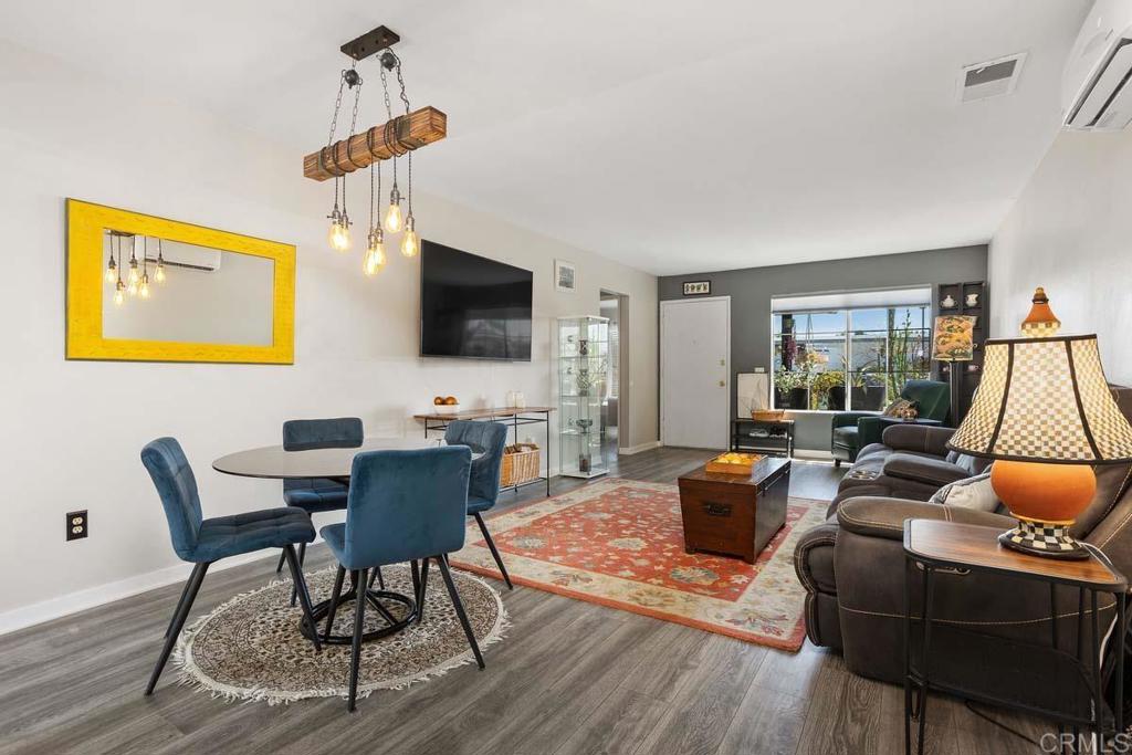 1529 Temple Heights Drive Property Photo 1