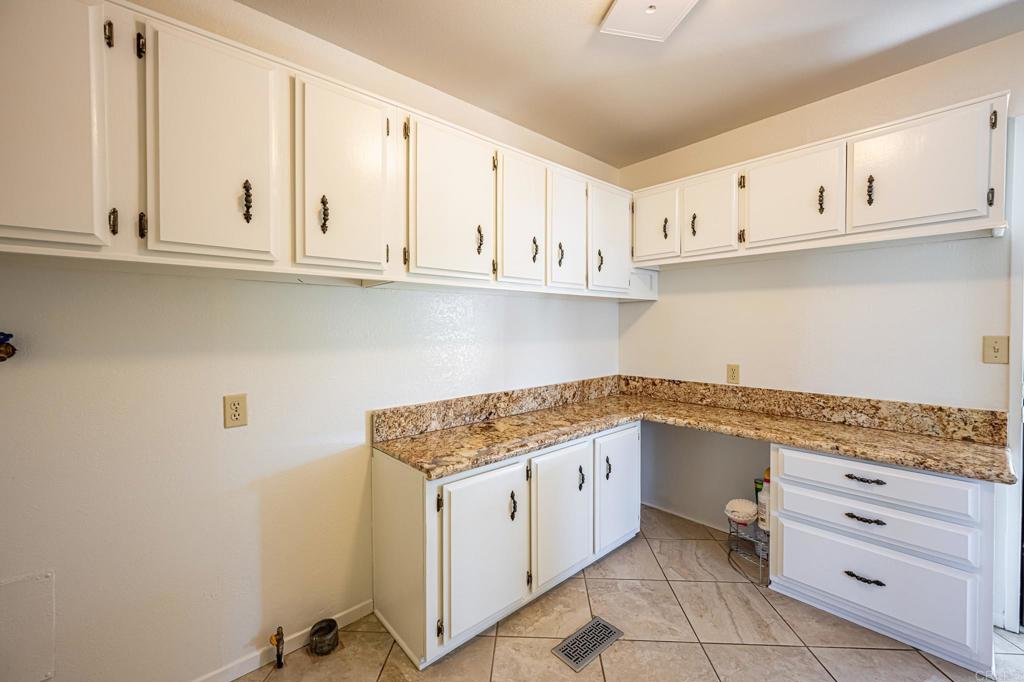 4650 Dulin 178 Property Photo 18