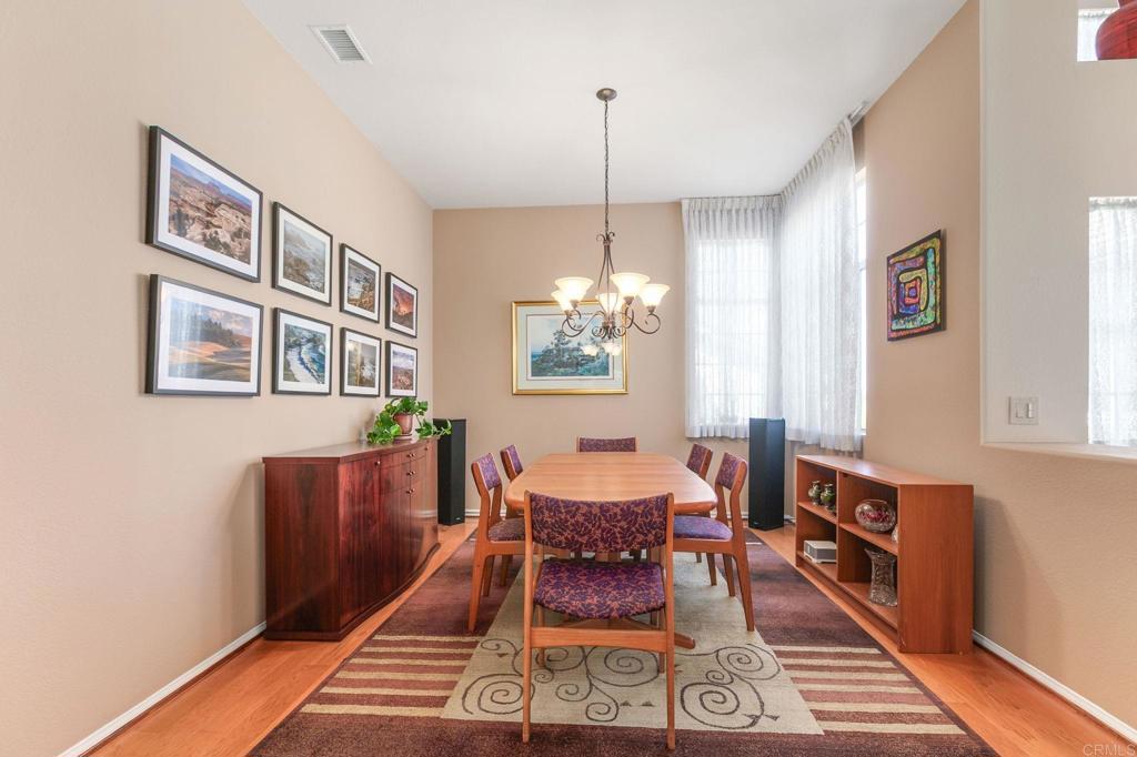 1911 La Subida Way Property Photo 13