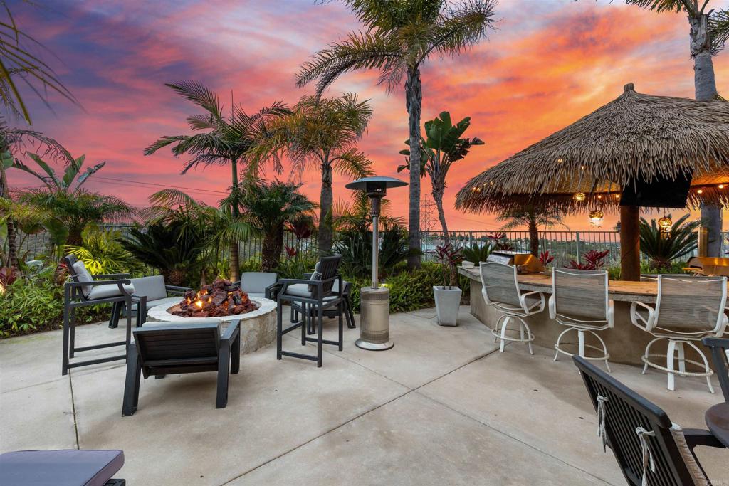 6497 Wayfinders Court Property Photo 9