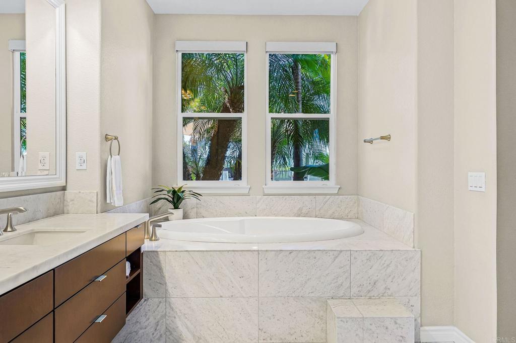 6497 Wayfinders Court Property Photo 45