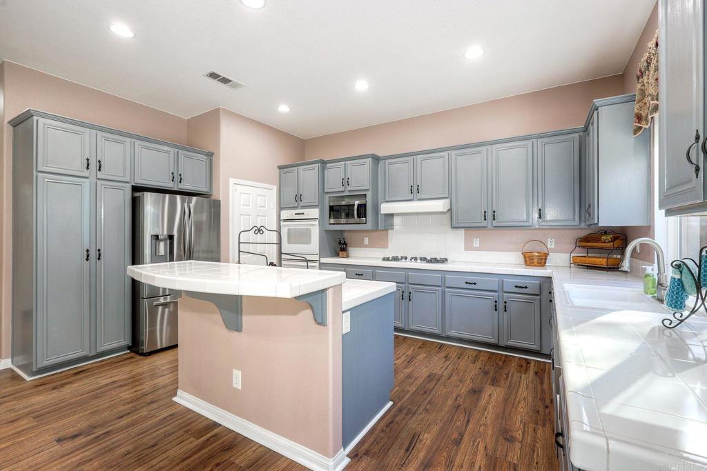 3225 Hidden Estates Lane Property Photo 12