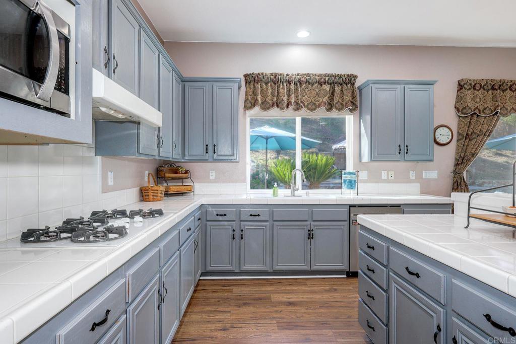 3225 Hidden Estates Lane Property Photo 13