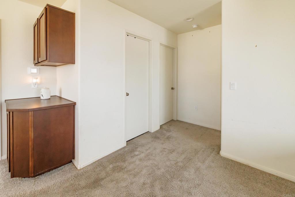 2402 Barbara Street Property Photo 16