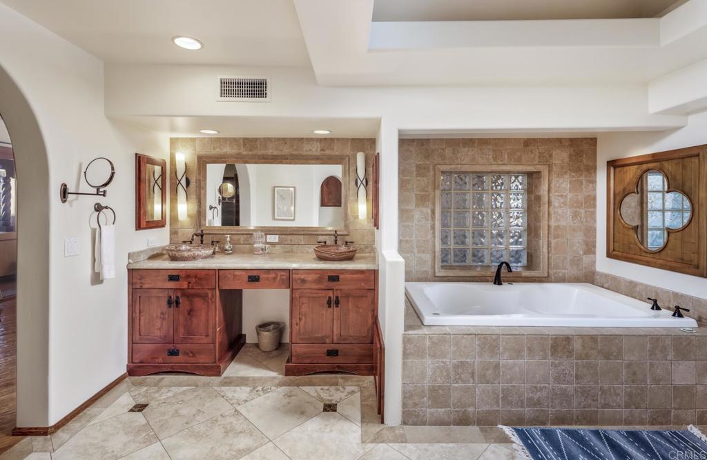 112 La Veta Avenue Property Photo 22