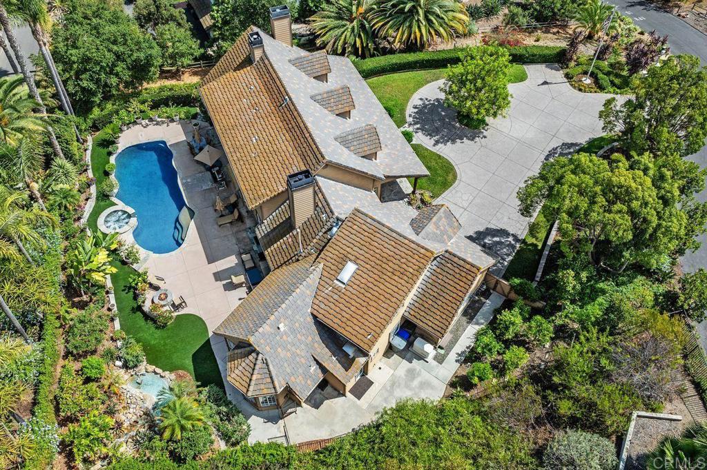 2946 Crystal Ridge Road Property Photo 5