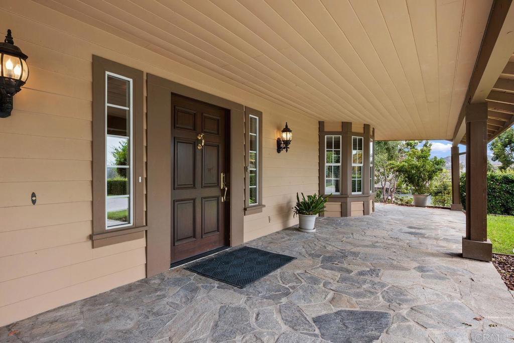 2946 Crystal Ridge Road Property Photo 8