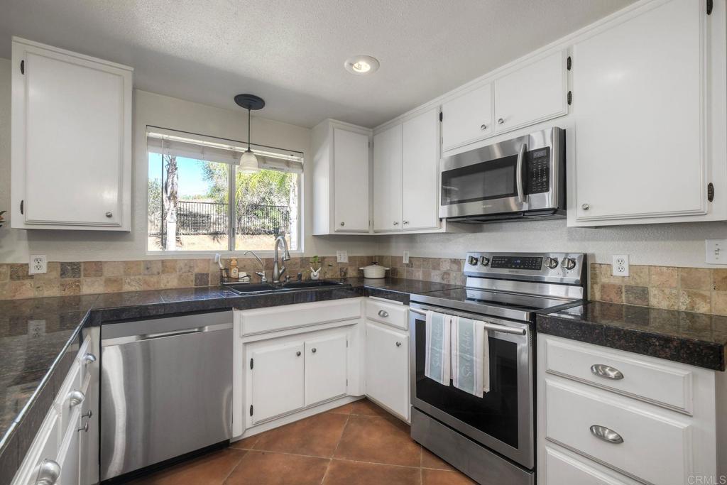 554 Taylor Street Property Photo 20