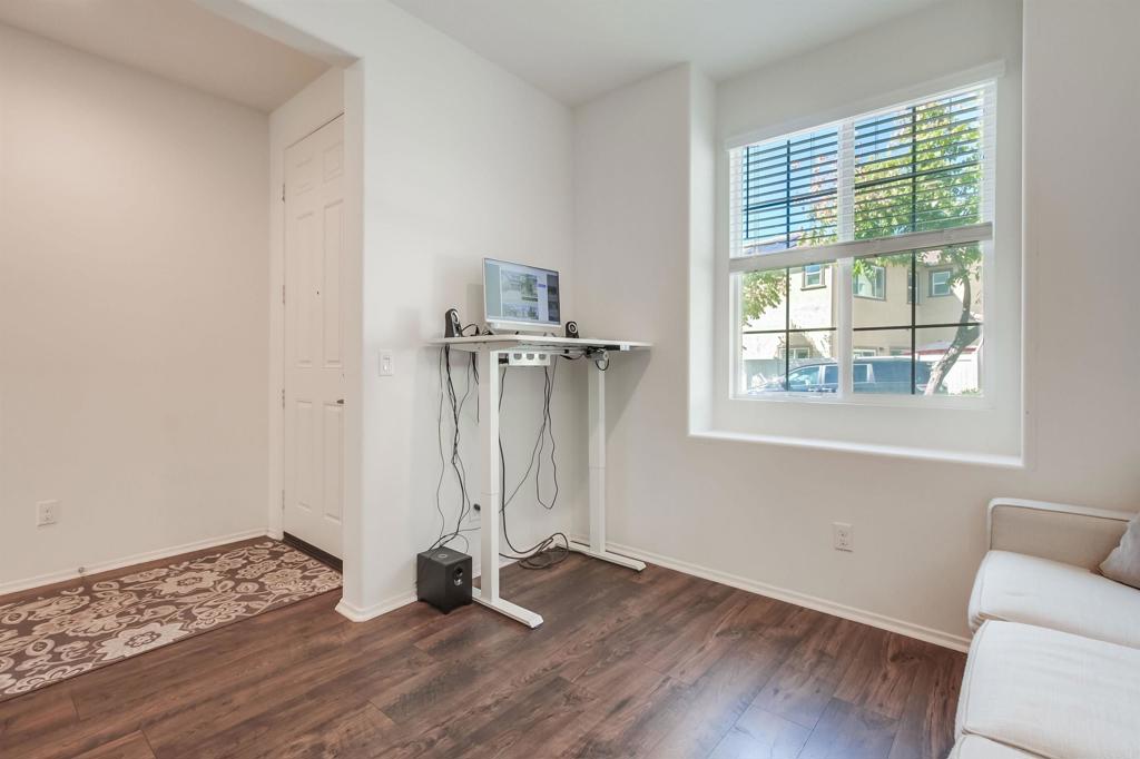 235 Spotted Saddle Way Property Photo 7