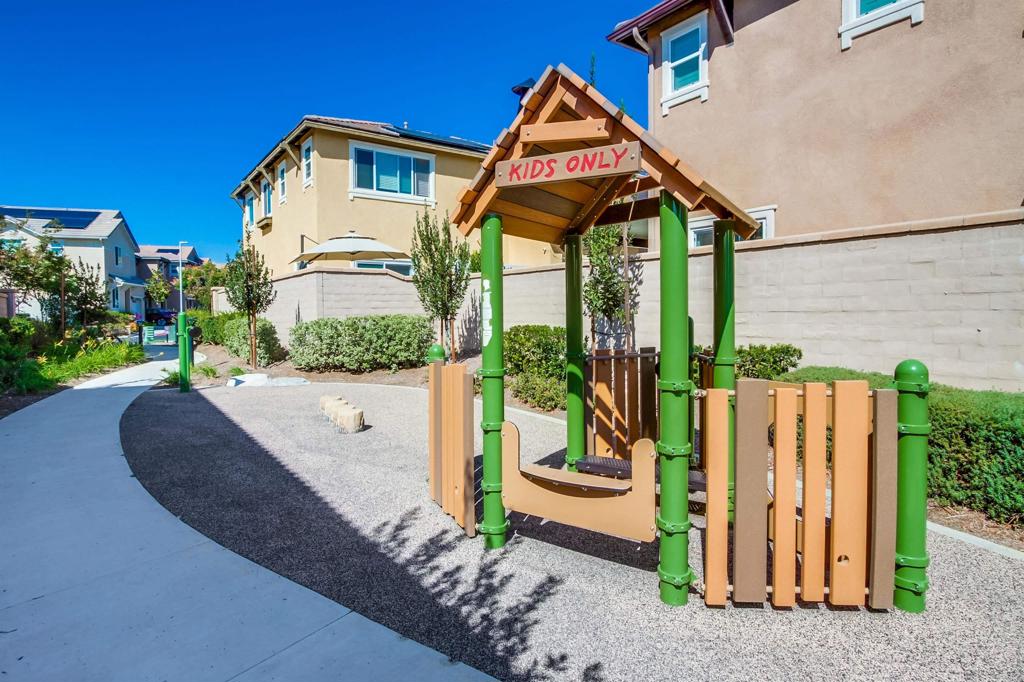 235 Spotted Saddle Way Property Photo 49