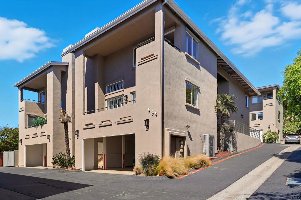 553 Hygeia Ave. Avenue A Property Photo 2