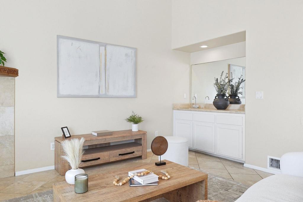 553 Hygeia Ave. Avenue A Property Photo 10