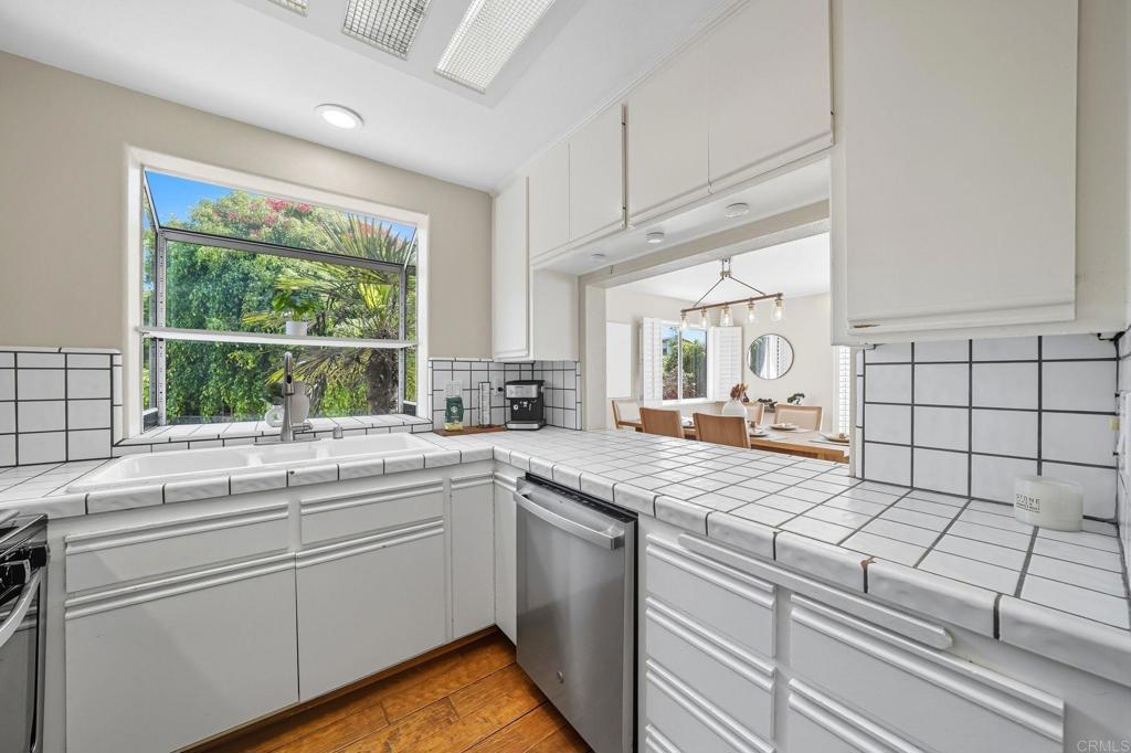 553 Hygeia Ave. Avenue A Property Photo 16