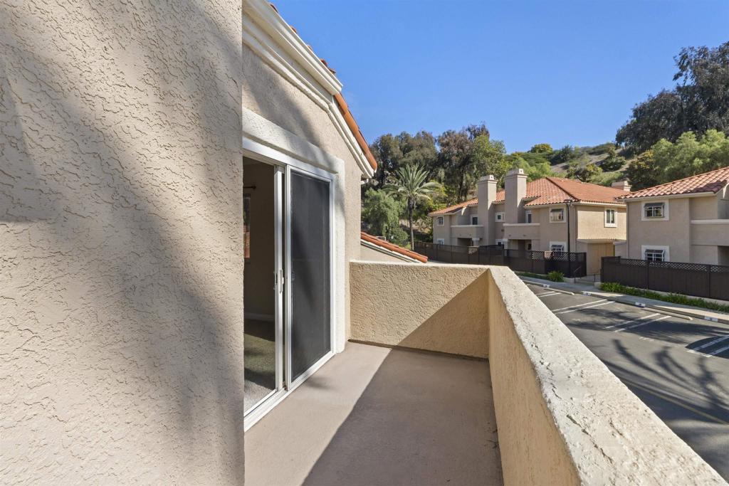 100 Sea Cliff Way 104 Property Photo 12