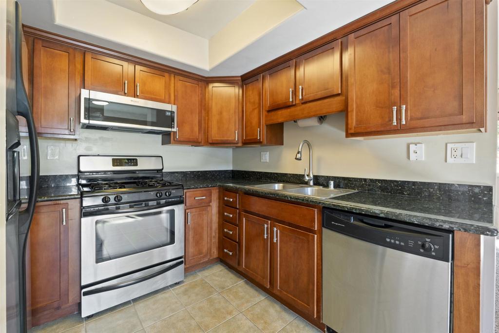 100 Sea Cliff Way 104 Property Photo 16