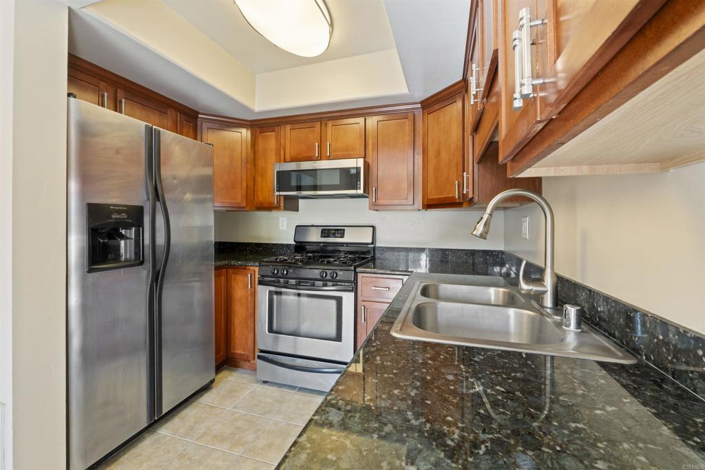 100 Sea Cliff Way 104 Property Photo 18