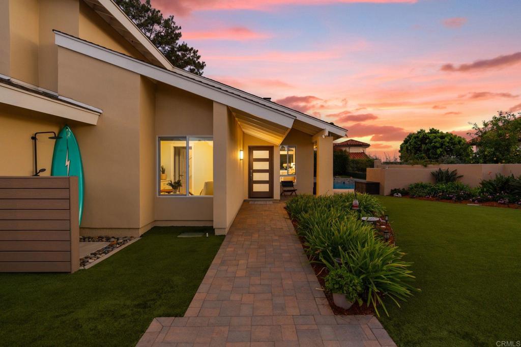 2051 Wales Drive Property Photo 3