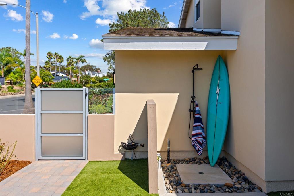 2051 Wales Drive Property Photo 38