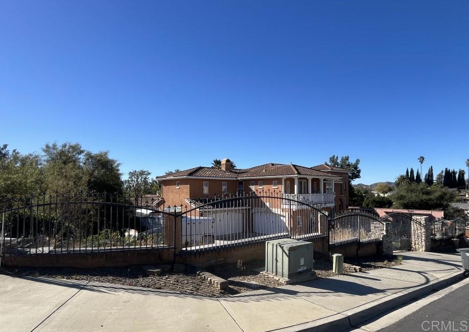303 Amparo Drive Property Photo 6