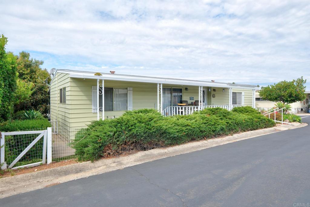 1010 E Bobier Drive Space 51 Property Photo 2