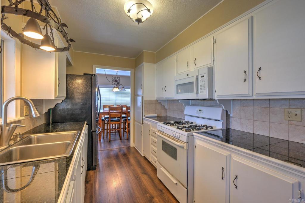 1010 E Bobier Drive Space 51 Property Photo 6