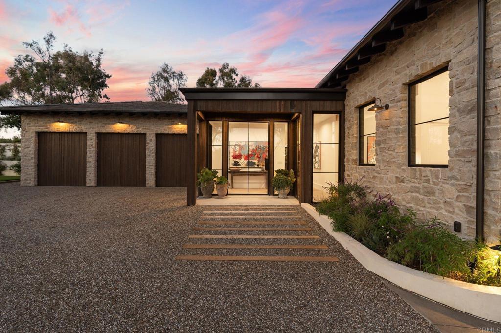 15816 Via Del Alba Property Photo 2