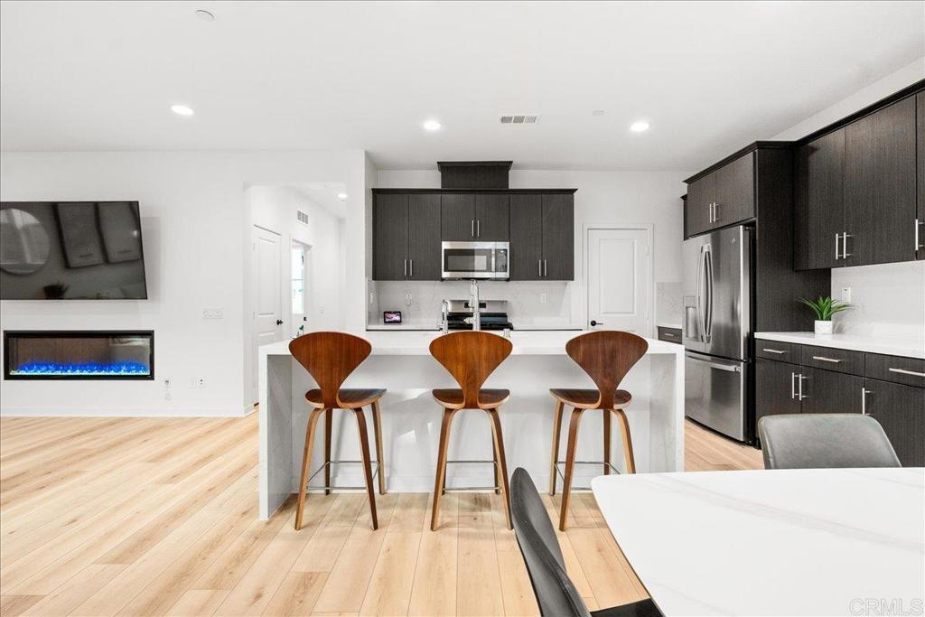 39532 Tannat Drive Property Photo 1