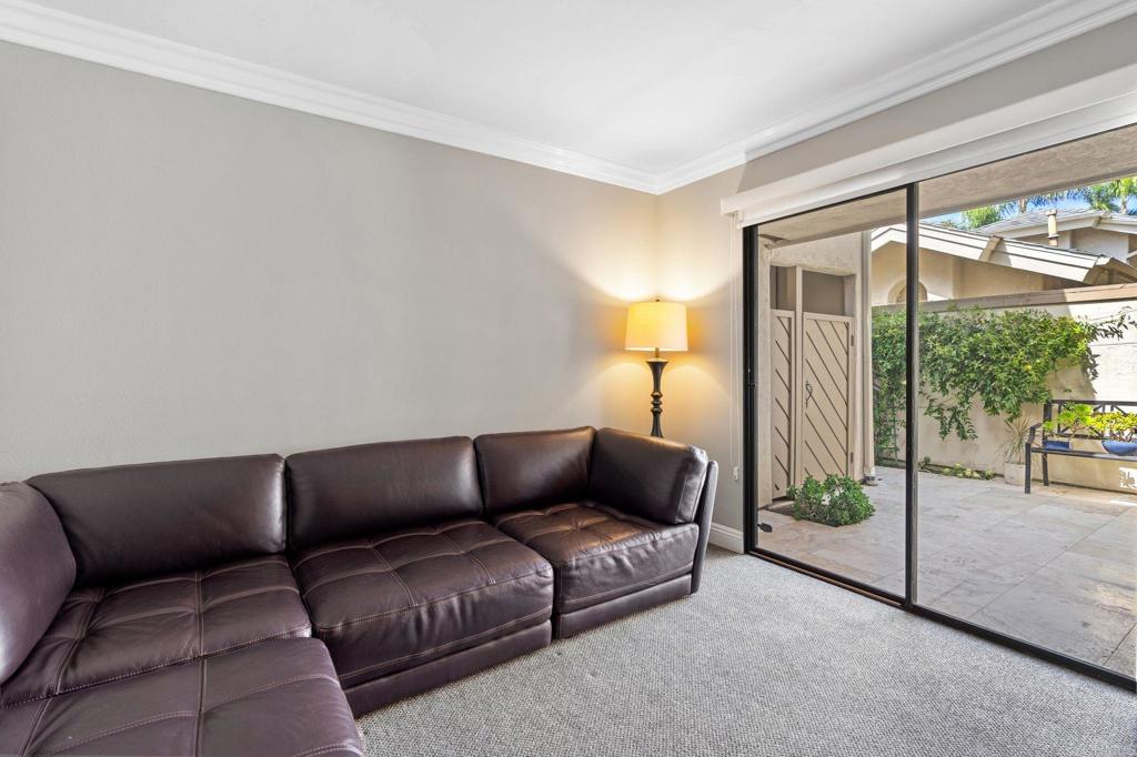 16019 Via De Las Palmas Property Photo 13