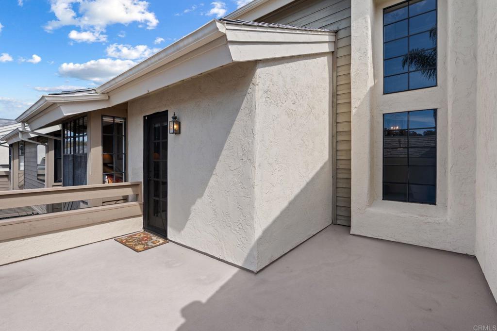 16019 Via De Las Palmas Property Photo 28