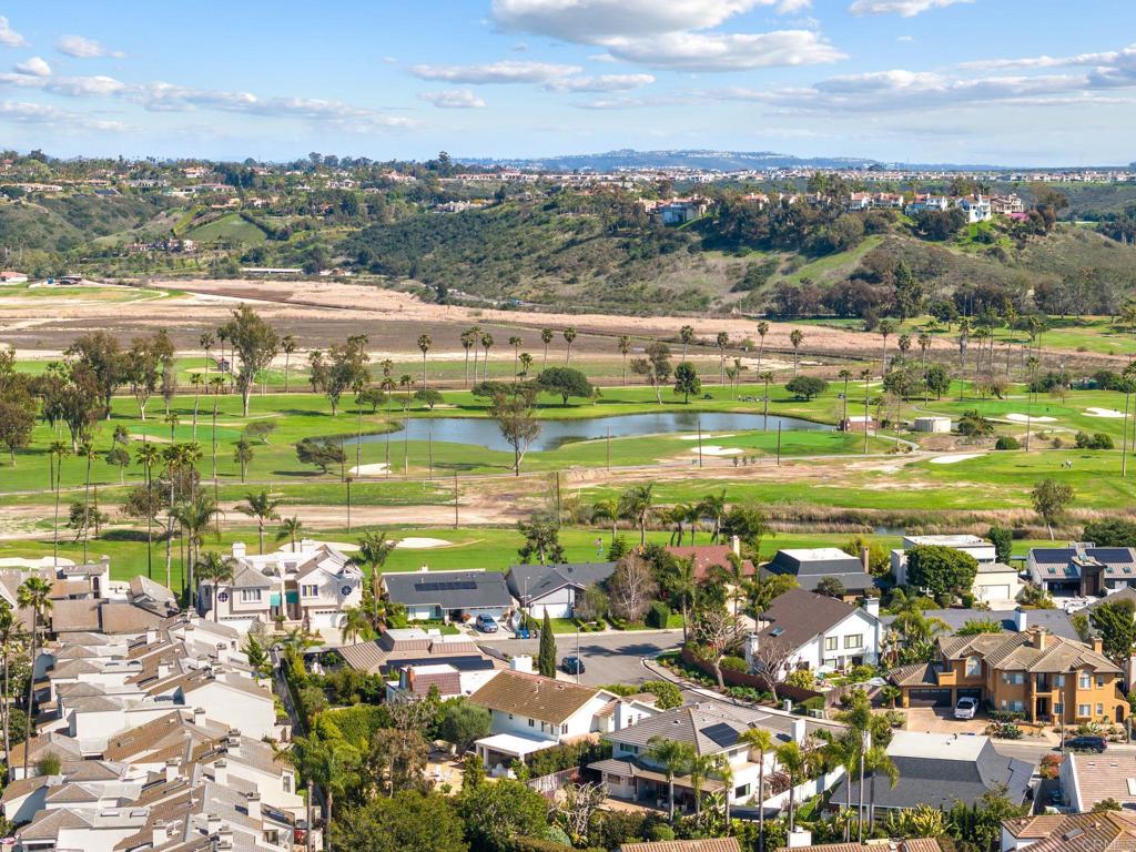 16019 Via De Las Palmas Property Photo 31