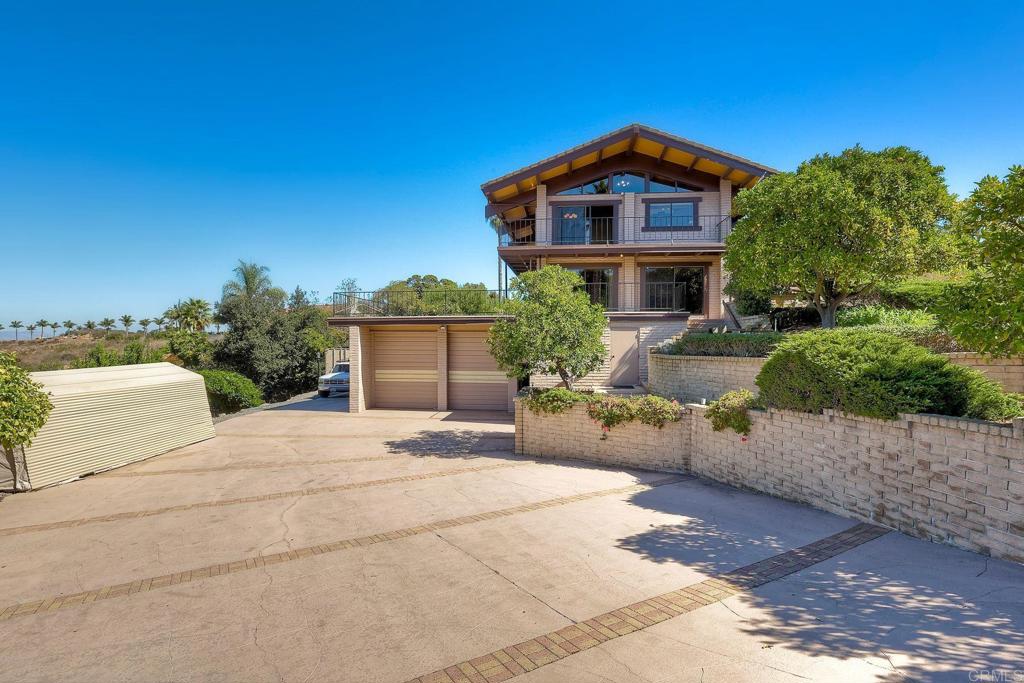 2335 Mirador Property Photo 6