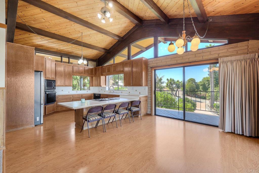 2335 Mirador Property Photo 22