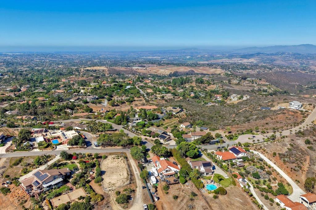 2335 Mirador Property Photo 70