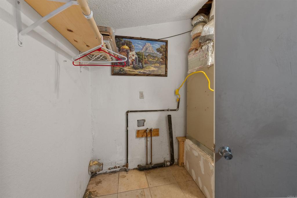 2442 Hunsaker Dr. Property Photo 16