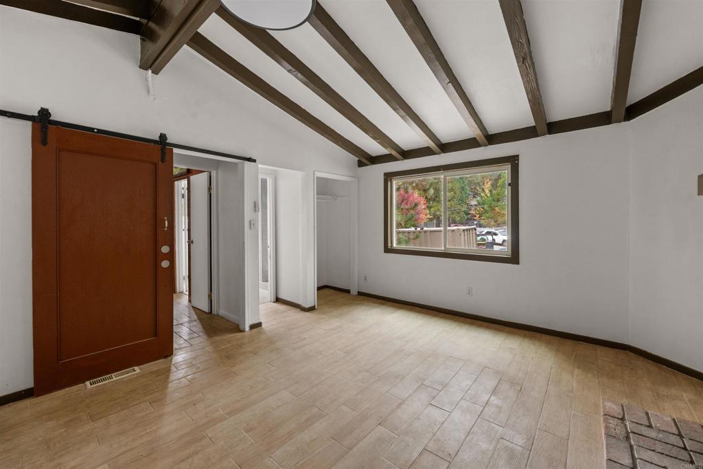 2442 Hunsaker Dr. Property Photo 21