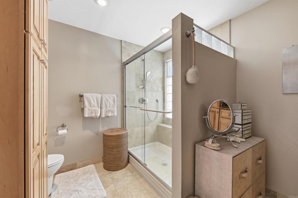 7234 Santa Barbara 319 Property Photo 8
