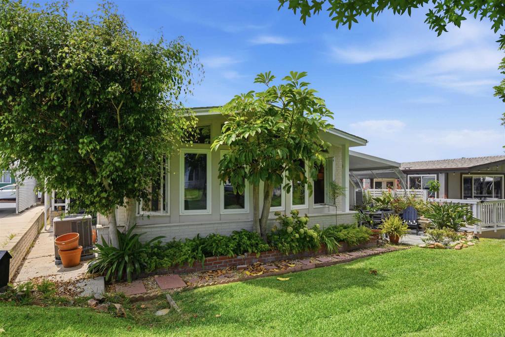 7234 Santa Barbara 319 Property Photo 23