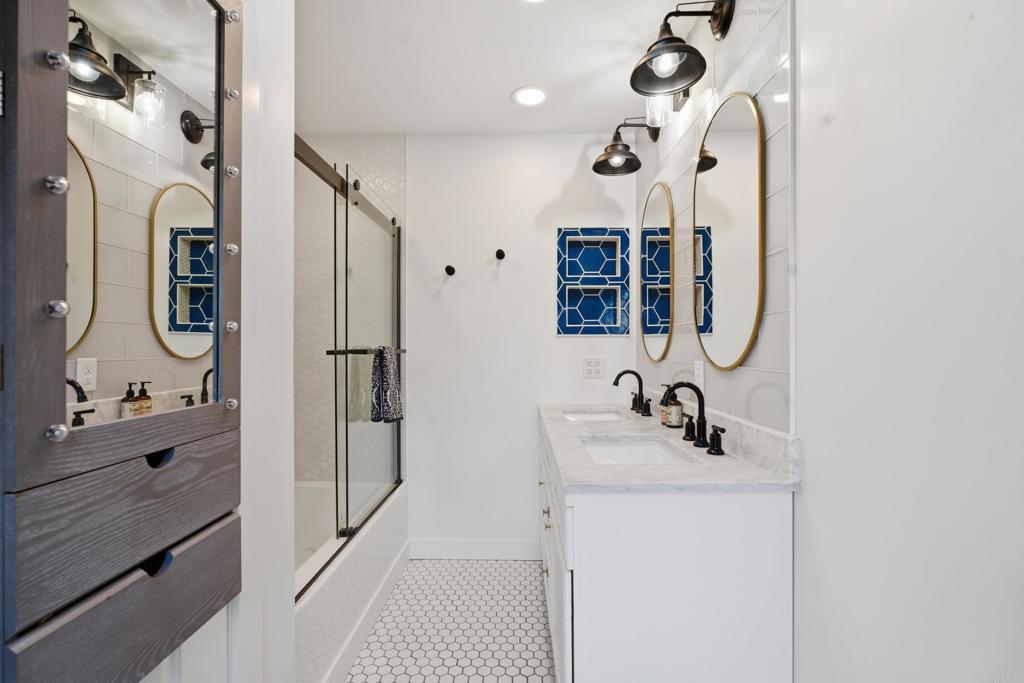 4534 Alice Street Property Photo 37