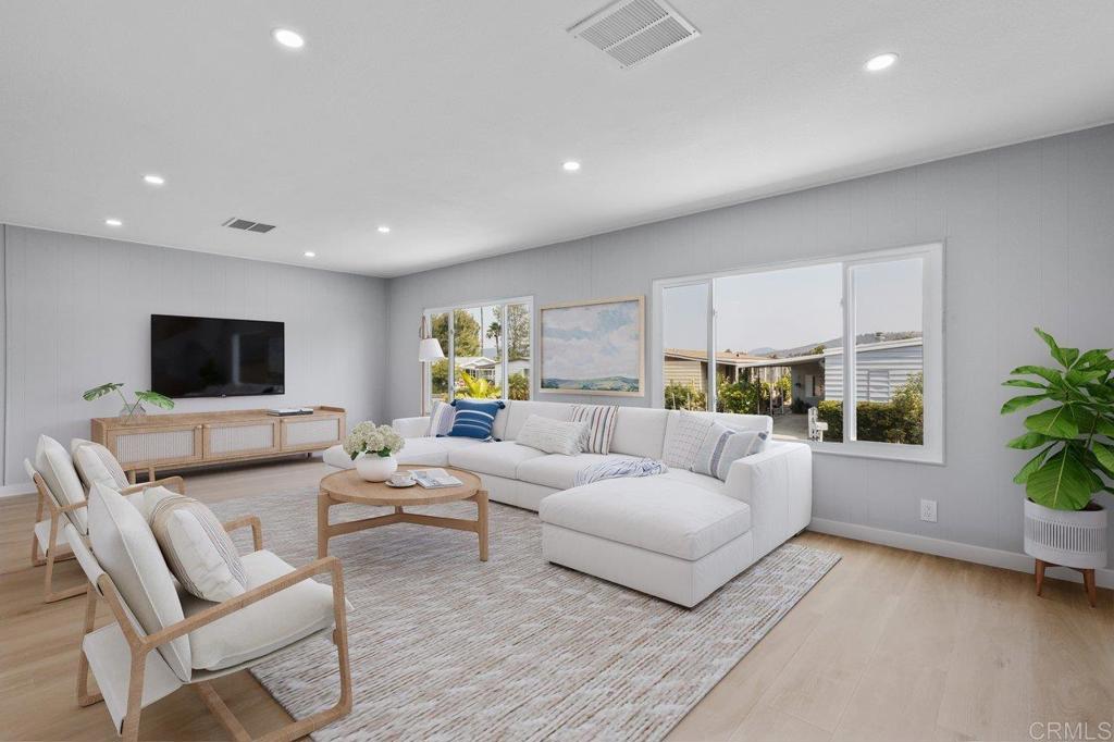 1145 E Barham Drive 15 Property Photo 1